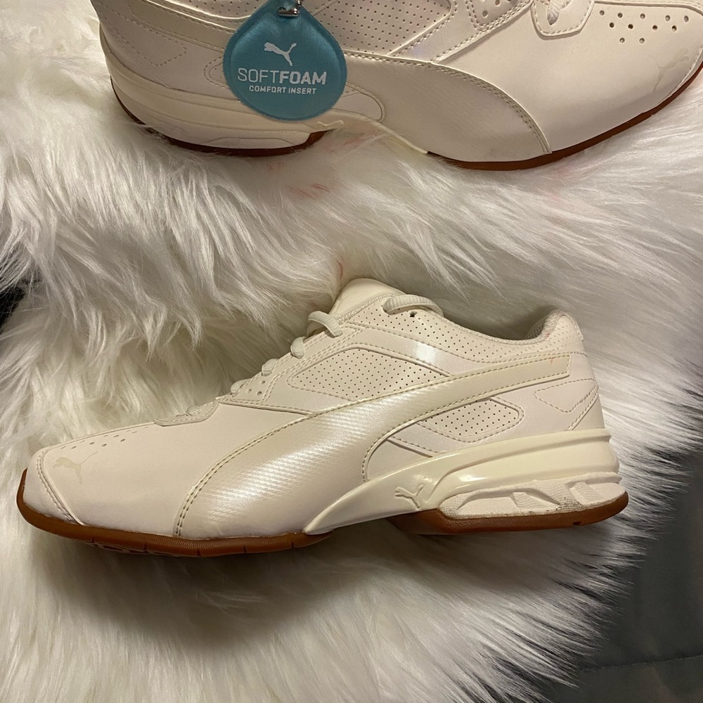 Puma - Picture 4 of 10